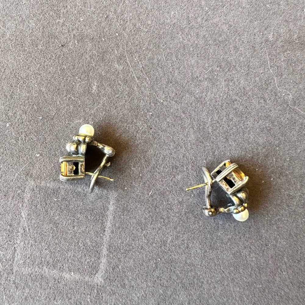 Silver and gold earrings with real pearl and synthetic topaz.lever back.